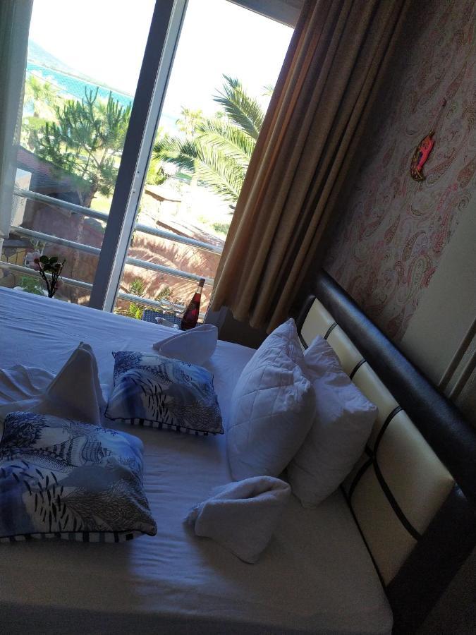 Senar Otel Ayvalik Luaran gambar