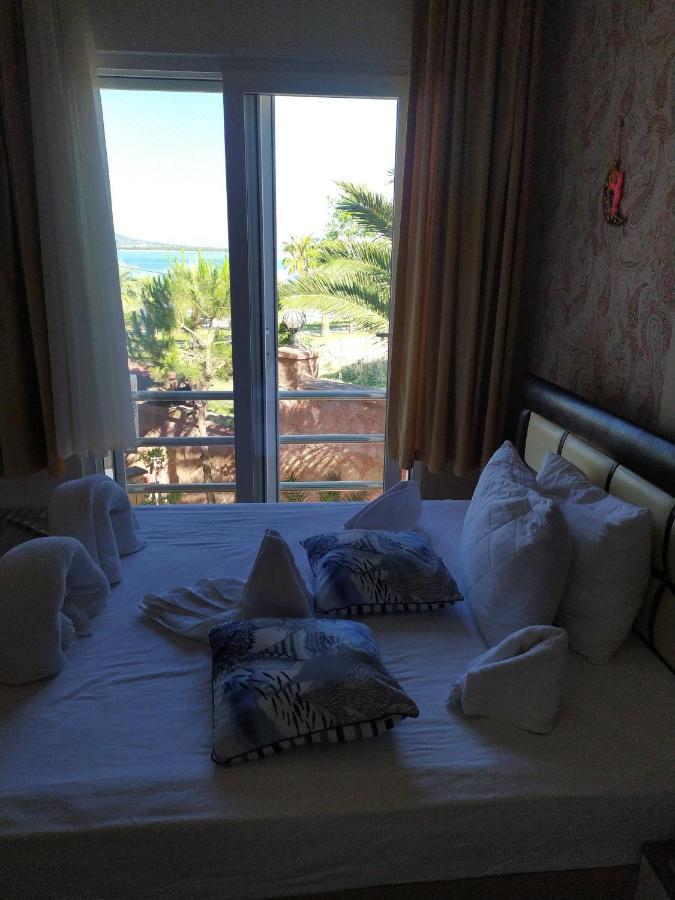 Senar Otel Ayvalik Luaran gambar