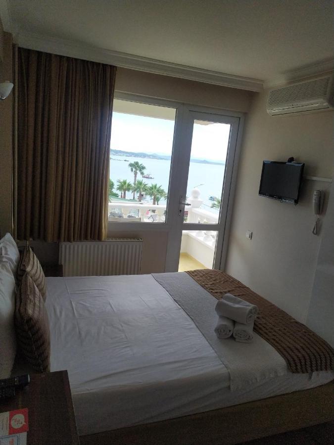 Senar Otel Ayvalik Luaran gambar
