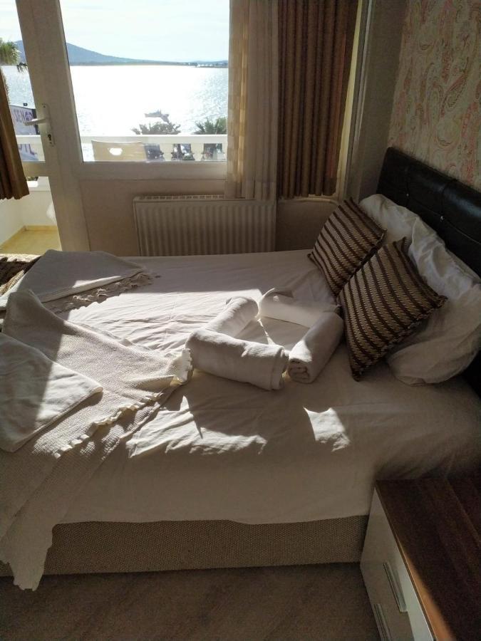 Senar Otel Ayvalik Luaran gambar