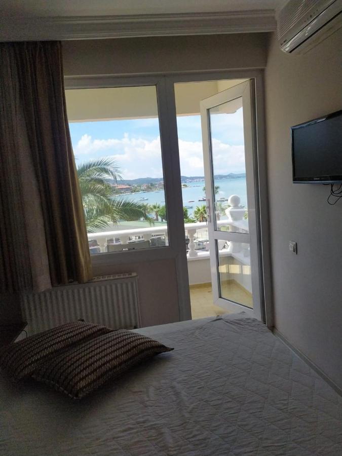 Senar Otel Ayvalik Luaran gambar