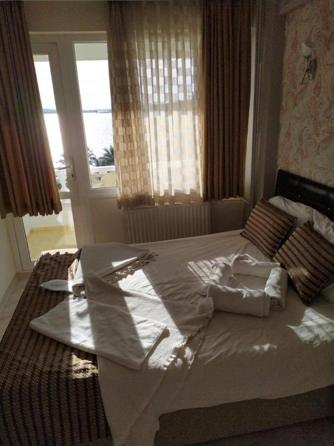 Senar Otel Ayvalik Luaran gambar